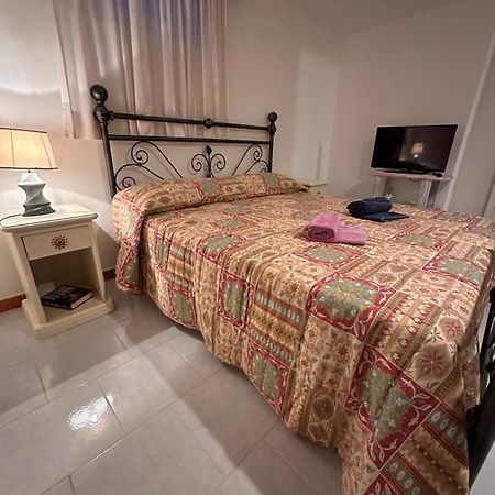 Comfort House Apartment Olbia Bagian luar foto